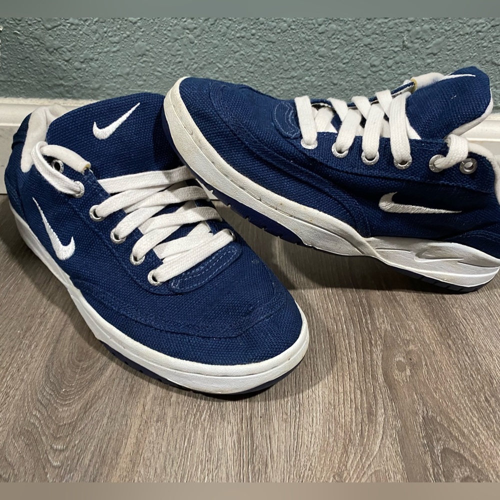Vintage Nike Court Cup Running Shoes Navy